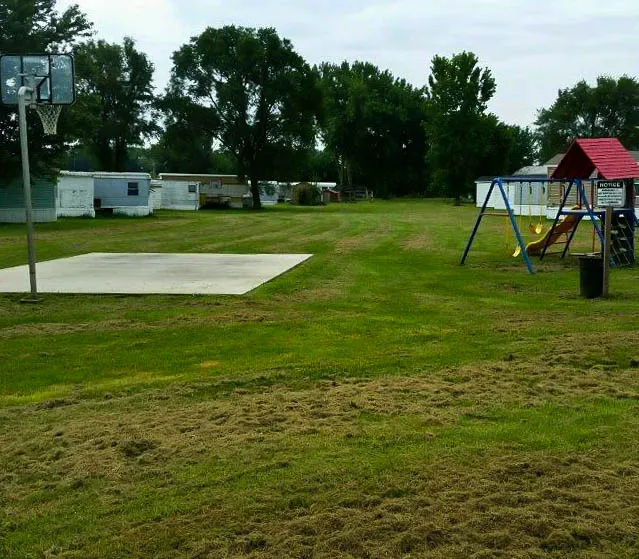 Fulton Mobile Home Park and Self Storage Picture 3