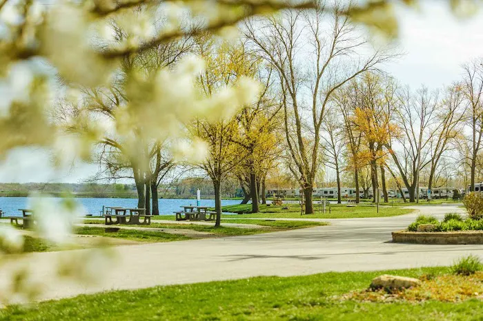 Sun Retreats Rock River Picture 4