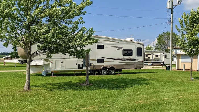 Fairgrounds RV Park Picture 6
