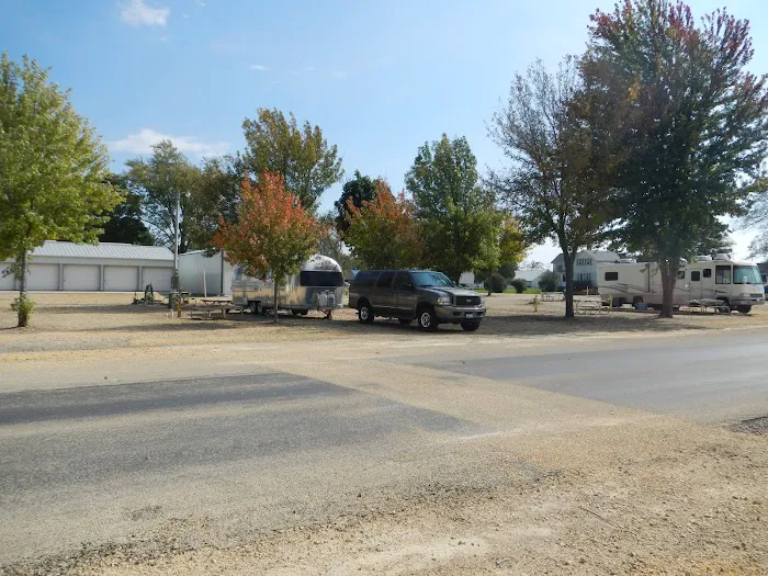 Porth's RV Park & Storage Picture 1