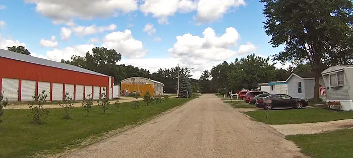 Mazomanie Mobile Home Park Picture 1