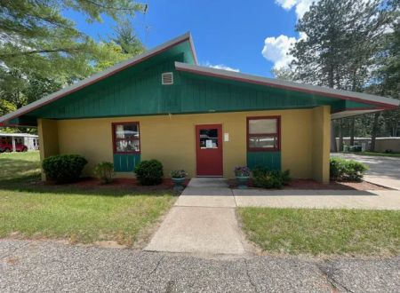 Pine Vista Mobile Home Community