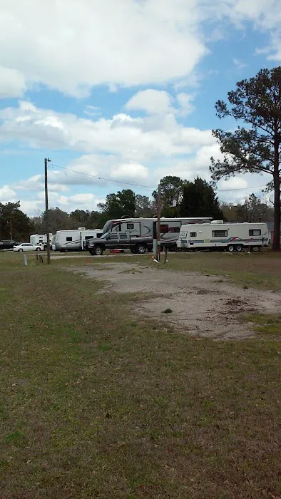Chips Campground Picture 1