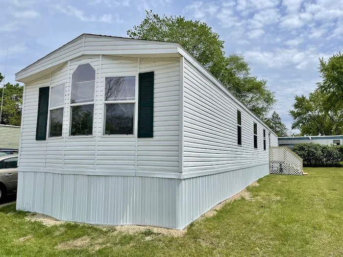 Birchcrest Mobile Home Community Picture 5