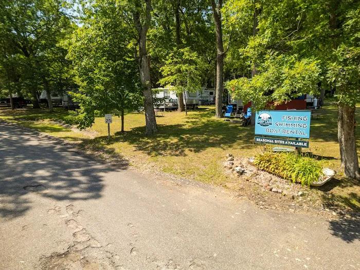 Deep Lake Campground Picture 6