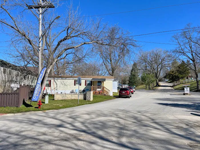 Hilltop Mobile Home Community Picture 8
