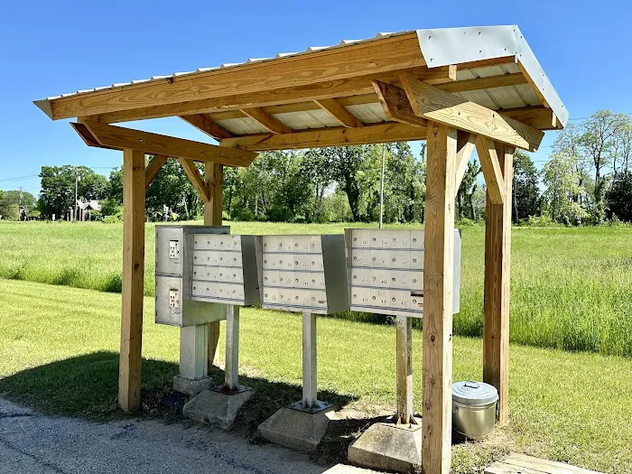 Lamplighter Village Mobile Home Community Picture 2
