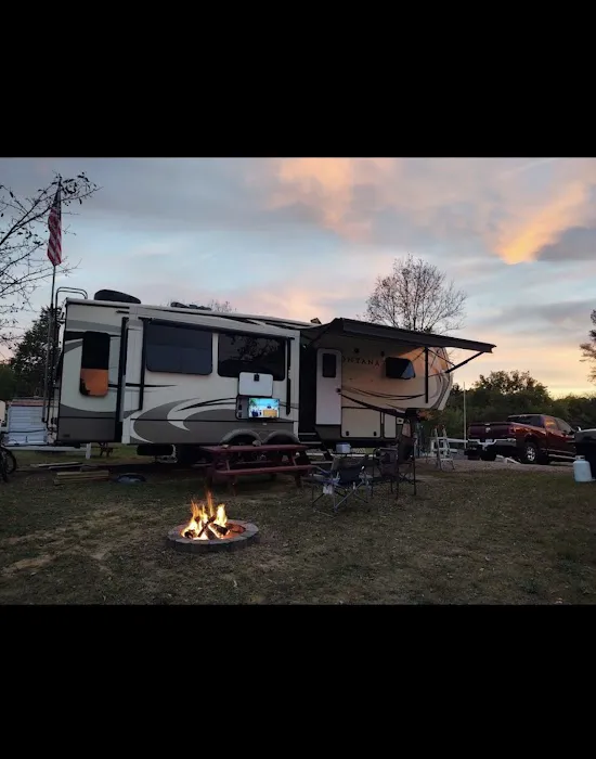 Anthony’s Bar & Grill / Coloma Campground Picture 1