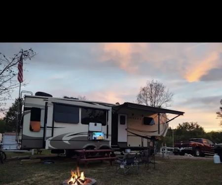 Anthonyu2019s Bar & Grill / Coloma Campground