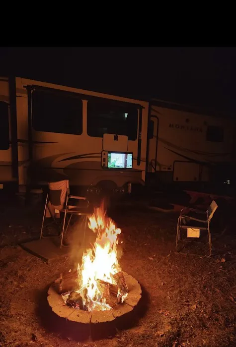 Anthony’s Bar & Grill / Coloma Campground Picture 9