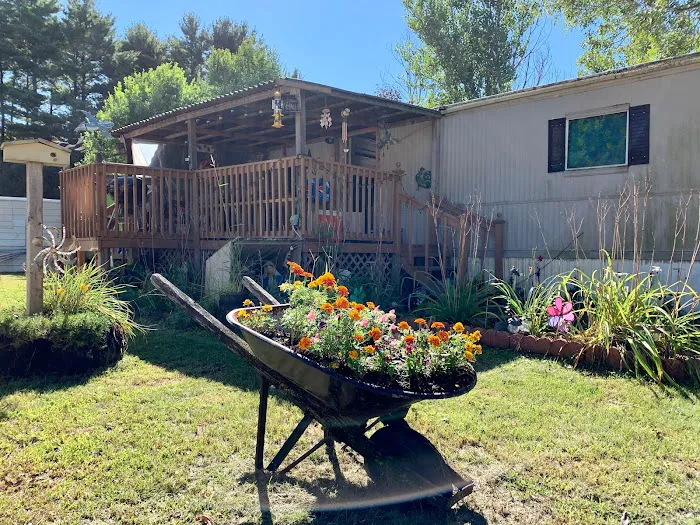 Dakota Capital Mobile Home Community Picture 7