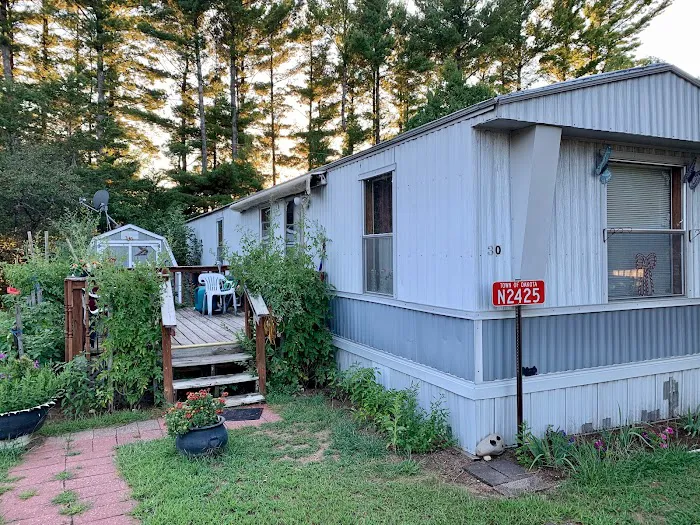 Dakota Capital Mobile Home Community Picture 2