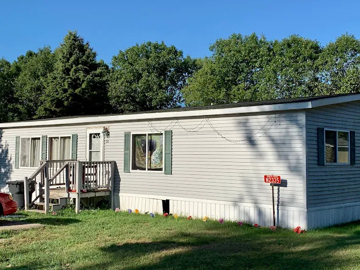 Dakota Capital Mobile Home Community Picture 1