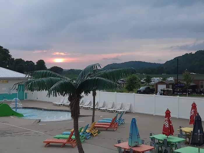 Coconut Cove RV Resort by Rjourney Picture 1