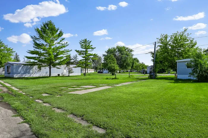 Riverlane Mobile Home Community Picture 4