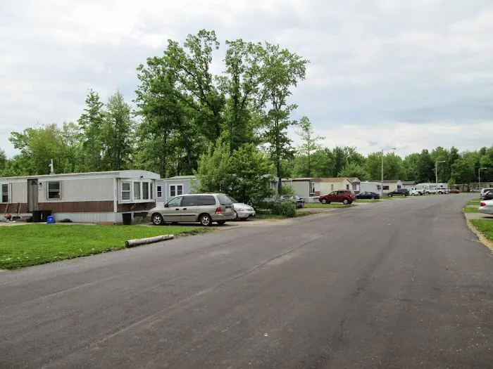 Oakwood Village Picture 10
