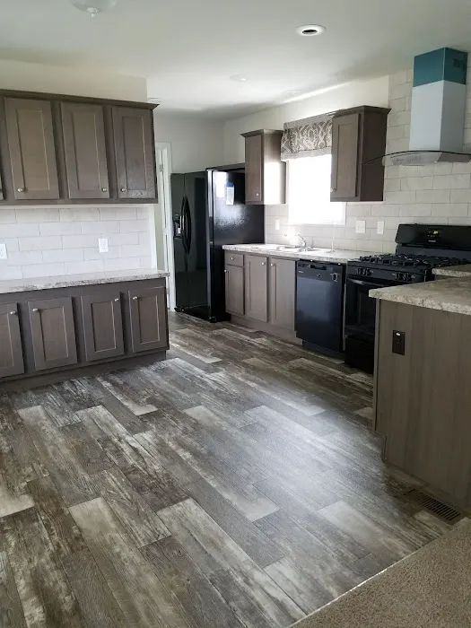 Eagle Ridge Manufactured Home Community Picture 2