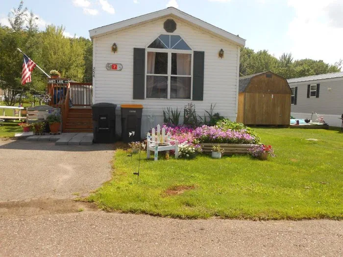 Edison Estates Mobile Home Park Picture 10