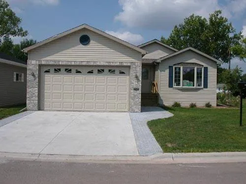 Five Oaks MHC Picture 2