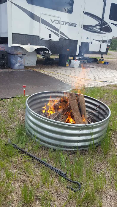 Homegrounds RV Park Picture 2