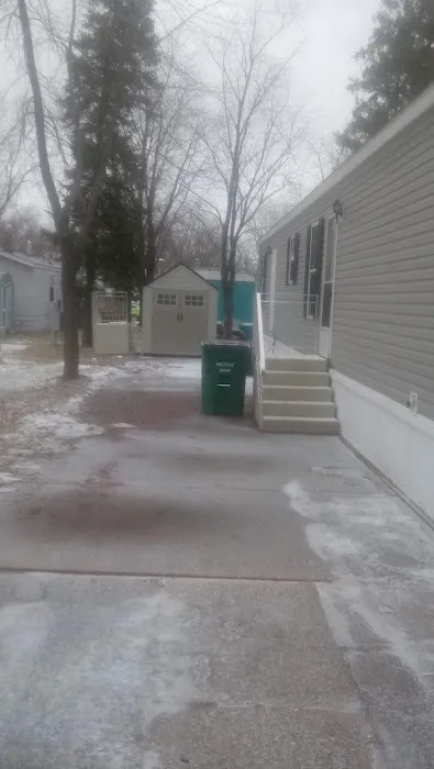 The Maples Manufactured Home Community Picture 1