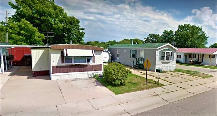 Riverside of Sparta MHP Picture 6