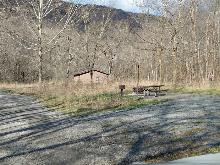 Army Camp Rd Campground Picture 9