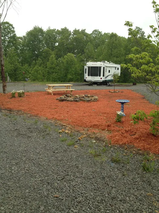 Eagle's Nest Campground Picture 3