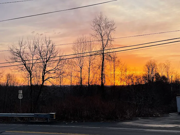 Hilltop Sunrise - Single RV Site with Electric, Water, and Sewer hookups Picture 3