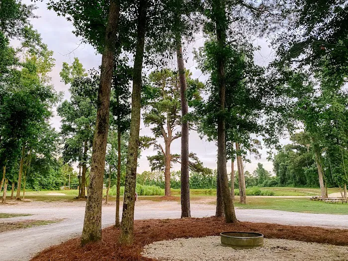 Magnolia Lane Campground Picture 10