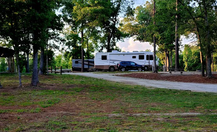 Magnolia Lane Campground Picture 6