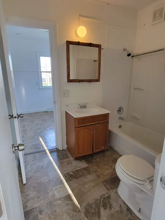 Edgewood Forest Mobile Home Park Picture 6