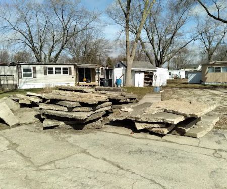 Hickory Lane Manufactured Home Community