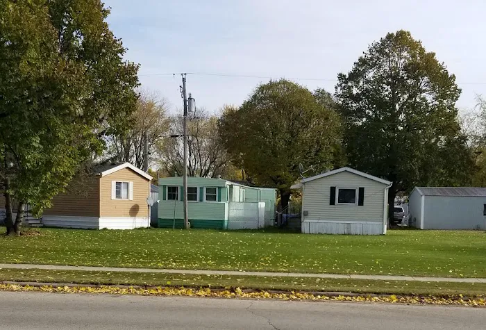 Brillion Mobile Home Park Picture 1