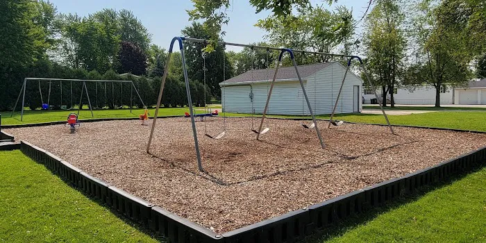 Greenleaf Acres Mobile Home Park Picture 6