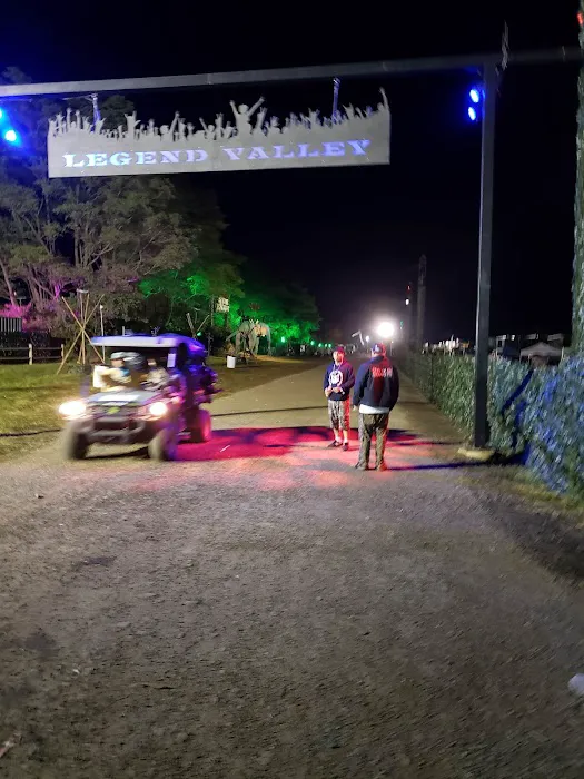Legend Valley Public Entrance Picture 7
