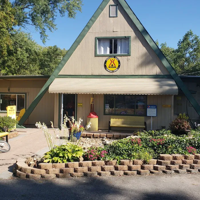 Buckeye Lake / Columbus East KOA Holiday Picture 9