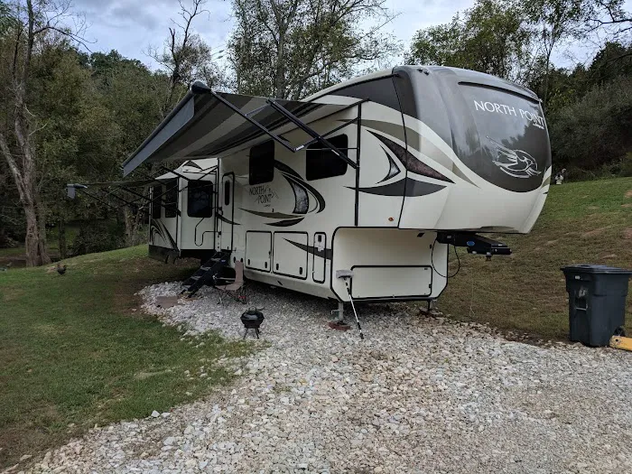 Wilderness RV Sites Campground Picture 1