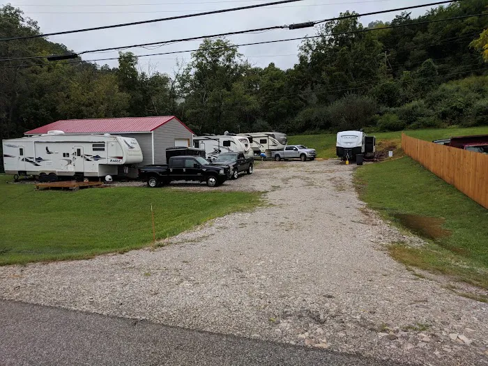 Wilderness RV Sites Campground Picture 2