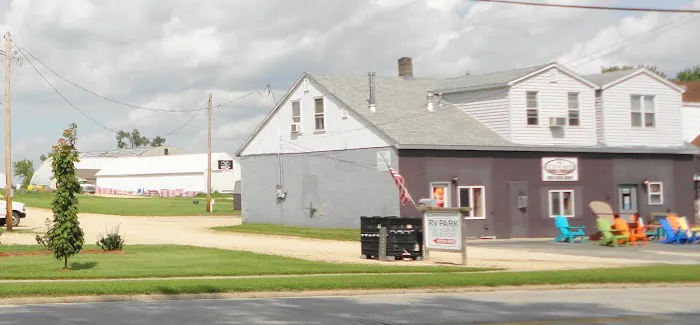 Lil' Bit of Country RV Park Picture 4