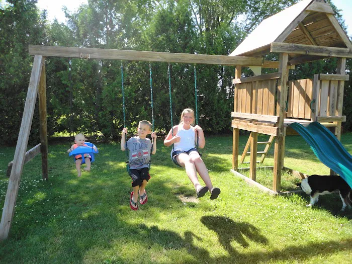Lil' Bit of Country RV Park Picture 6