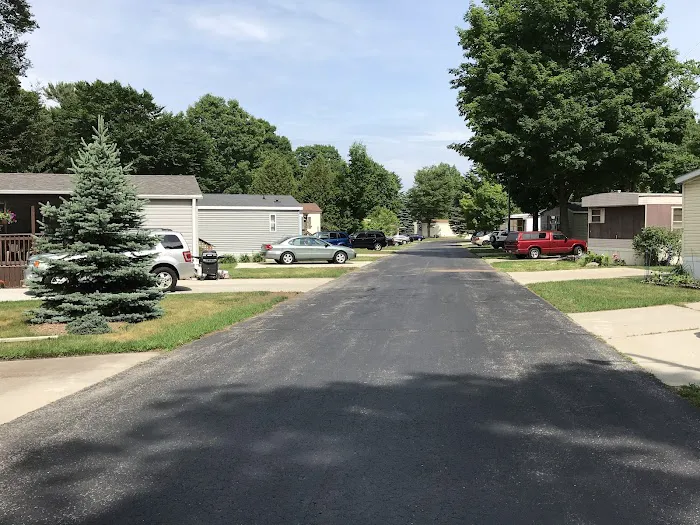 Sommer’s Woodhaven Community Picture 3