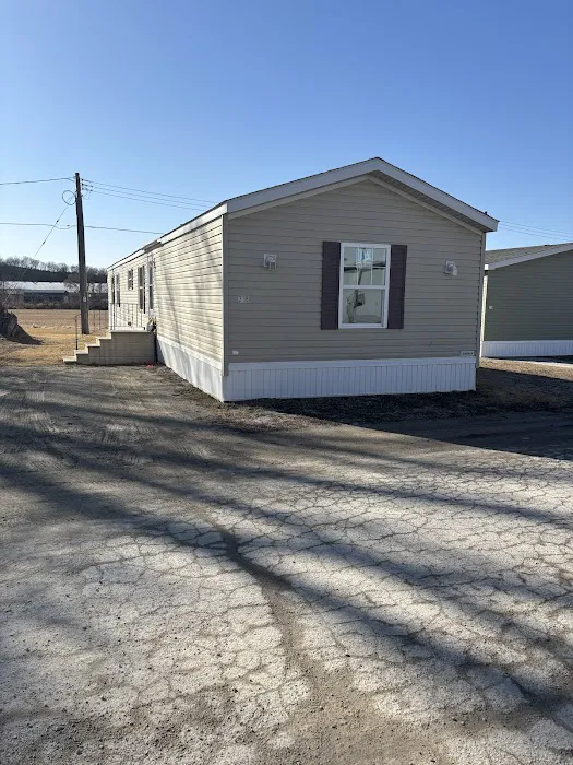 Scenic Bluffs Mobile Home & RV Park Picture 1