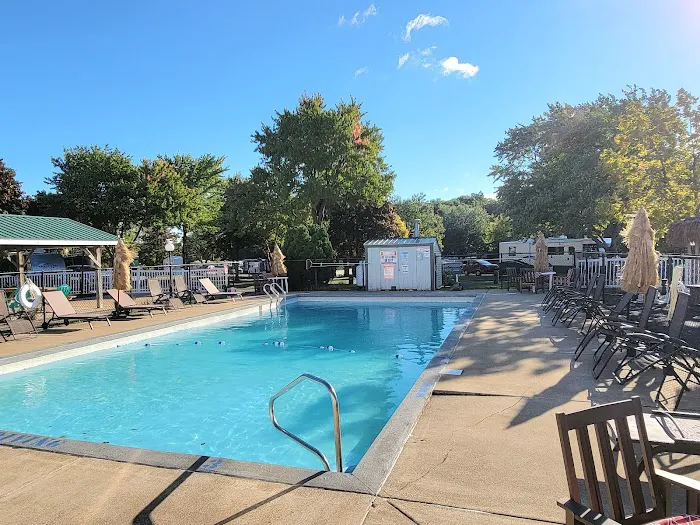 Sandusky Milan RV Park Picture 4