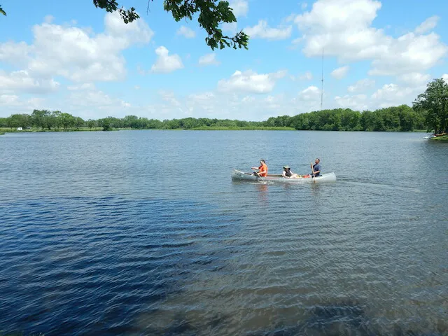 Lakeshore RV Resort & Campground Picture 10