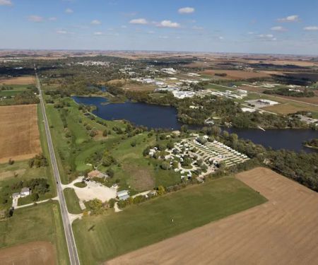 Lakeshore RV Resort & Campground