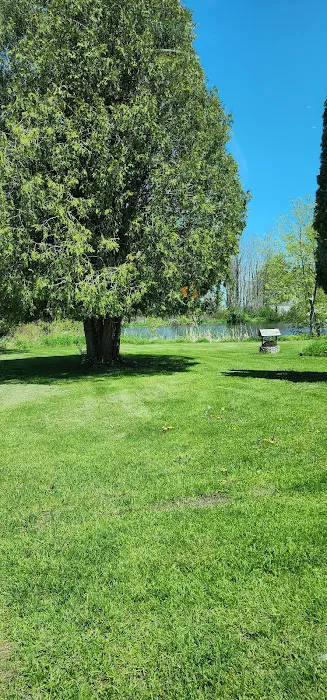 Trail's End Mobile Home Park Picture 3