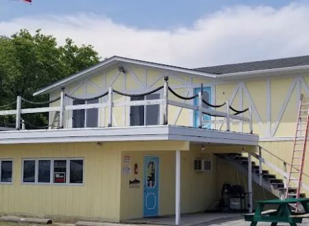 Scenic River Stop-N-Dock RV Park & Marina