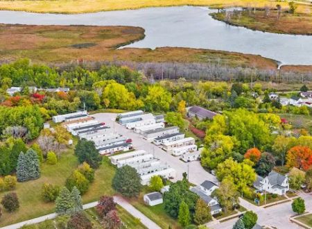 Lake Bluff Manufactured Home Community