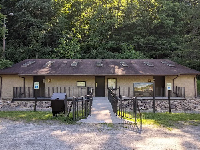 Gauley Tailwaters Campground Picture 10